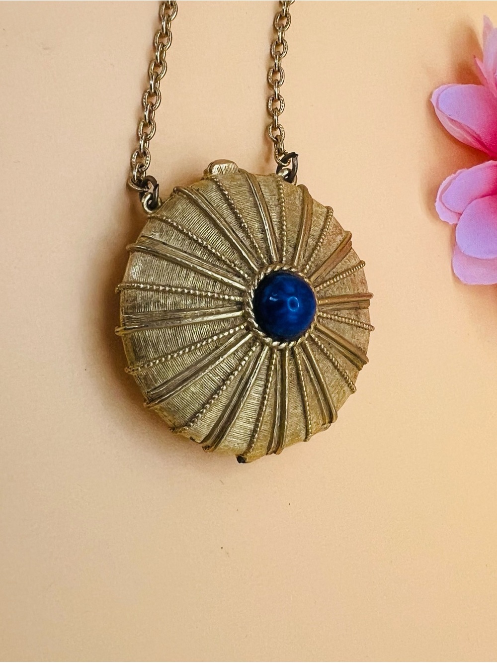 vintage Estée Lauder "Empire" solid perfume pendant necklace